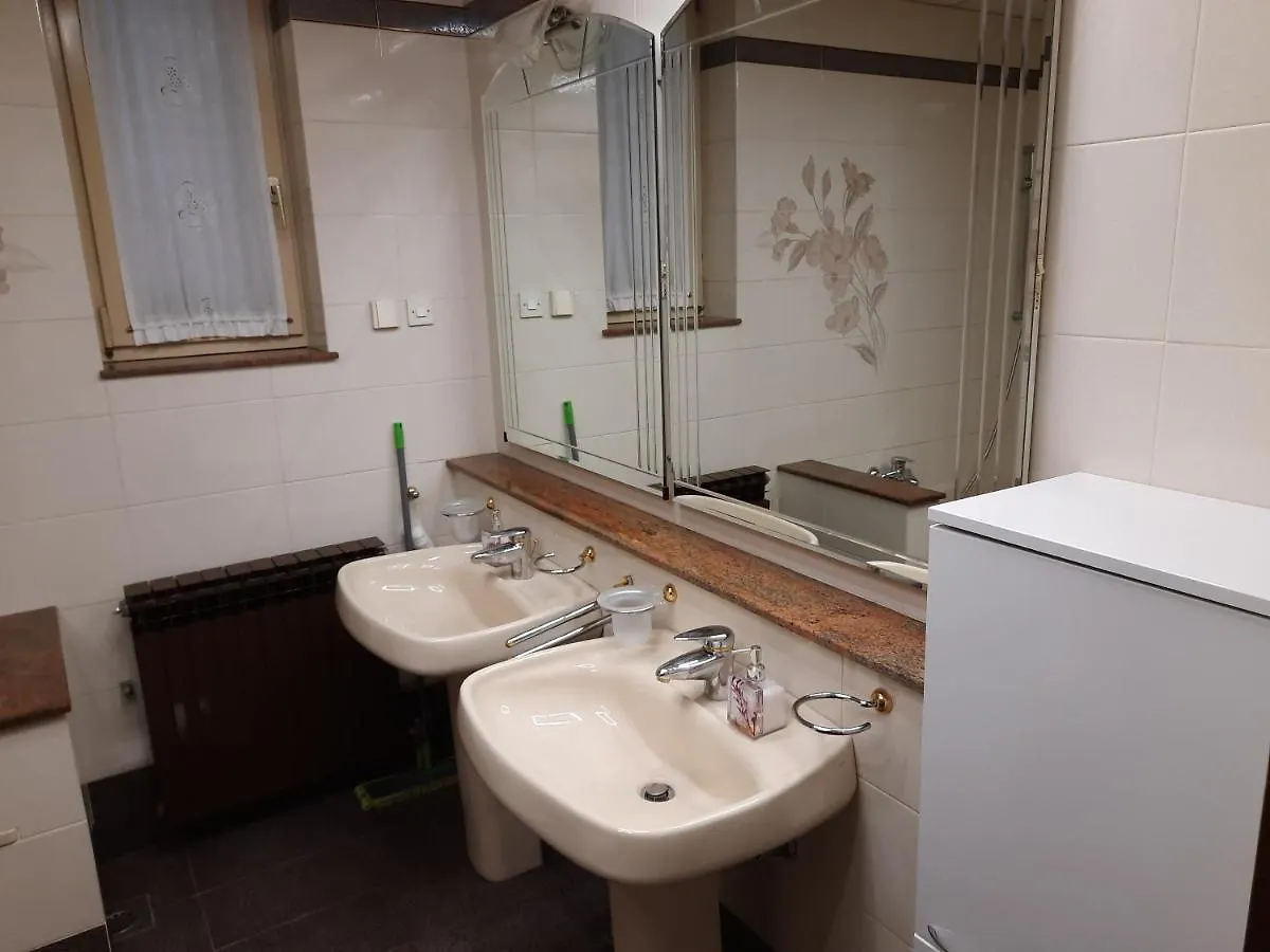 Apartments Anagora III Rijeka 0*,  Croatia
