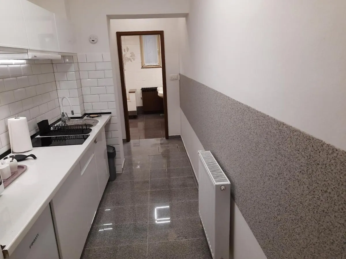 Apartments Anagora III Rijeka 0*,  Croatia